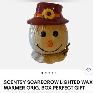 SCENTSY SCARECROW LIGHTED WAX WARMER